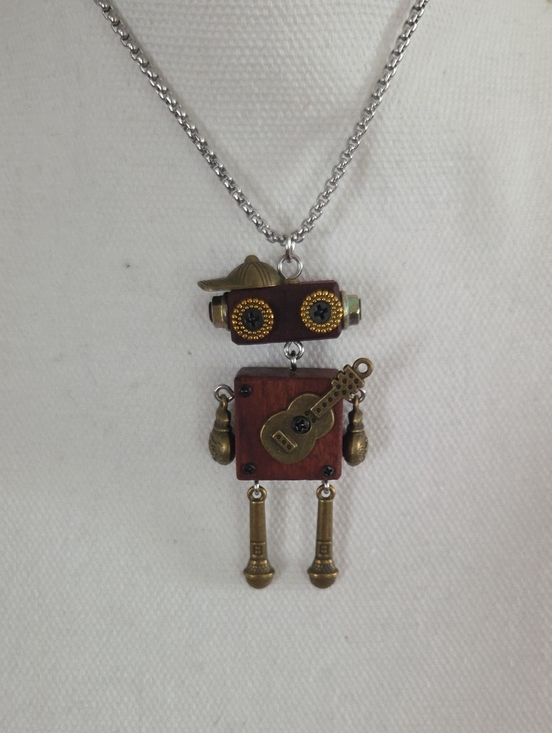 Jewelry - NWOT Steampunk Robot Necklace